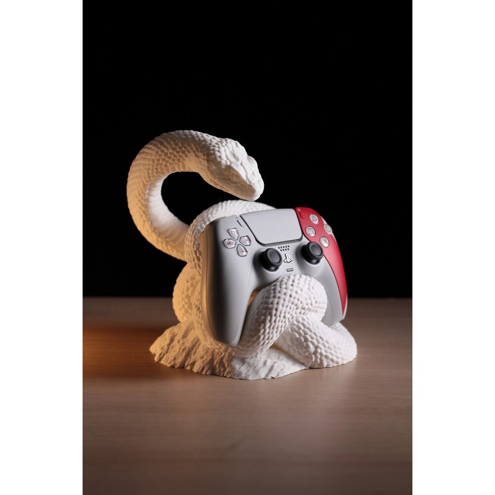 Coiled Snake PS5 Controller Mount - Cobra Gaming Desk Decor - 3D Printed Gift